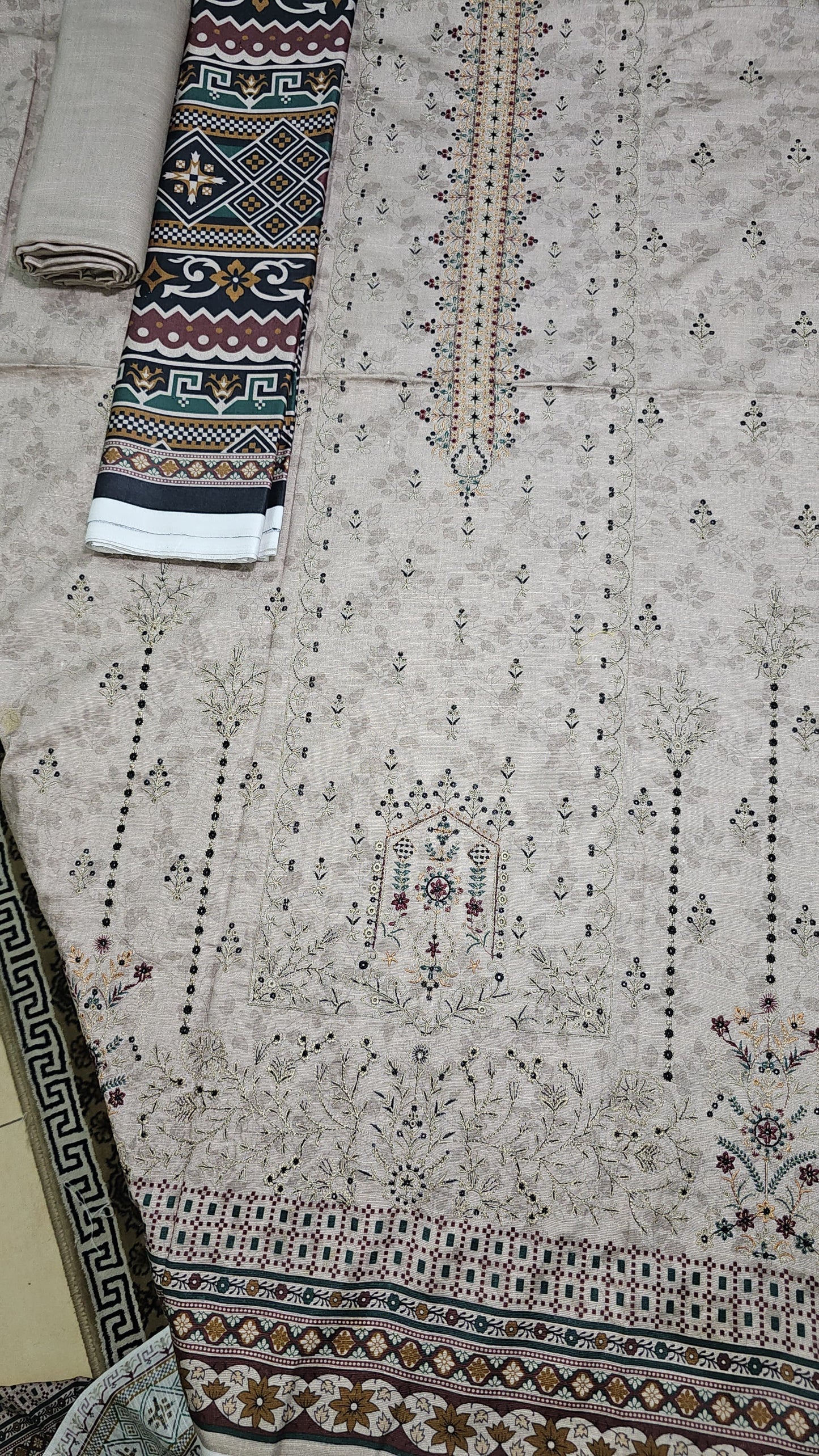 Anaya Noor 3-Pcs Emb Khaddar