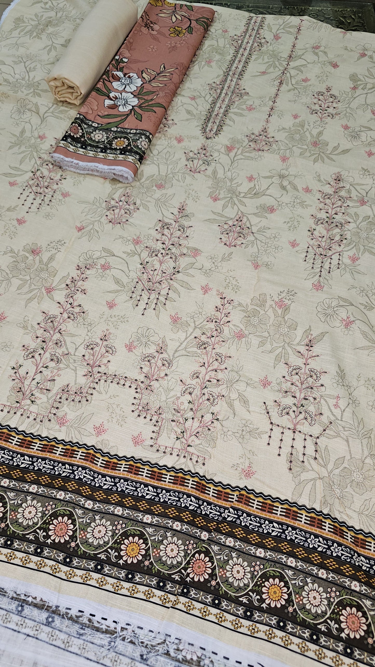 Anaya Noor 3-Pcs Emb Khaddar