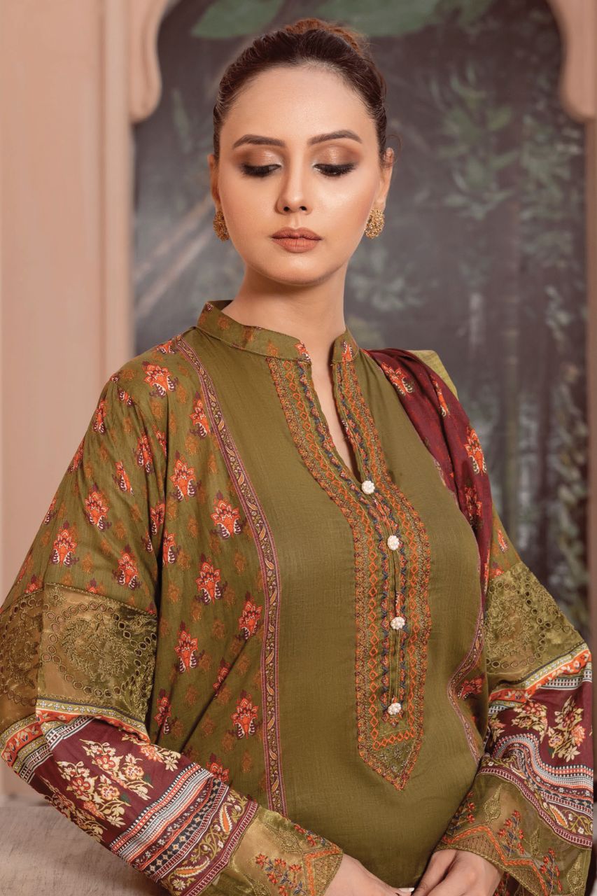 Gull-e-Noor Anaya Digital Print With Emb Patch Lawn-3PC