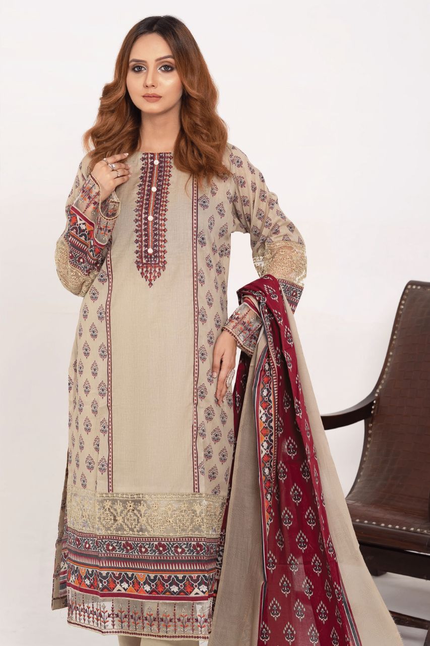 Gull-e-Noor Anaya Digital Print With Emb Patch Lawn-3PC