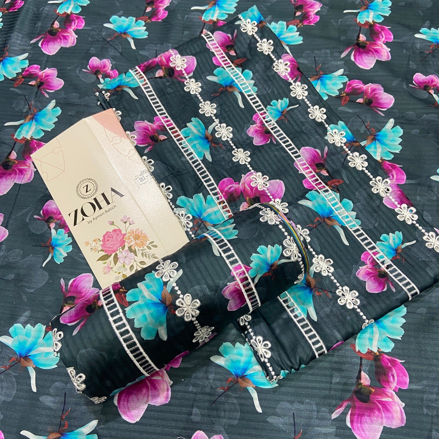Anaya Noor Stripe Marina 2-Pcs Emb & Chikenkari