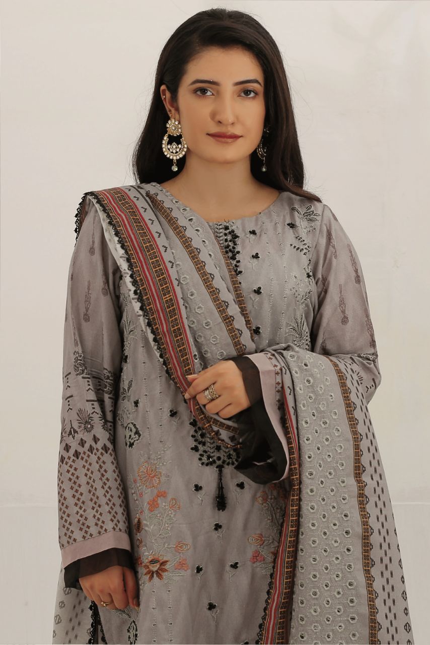 Safron By Anaya Noor Embroidered Karandi-3PC