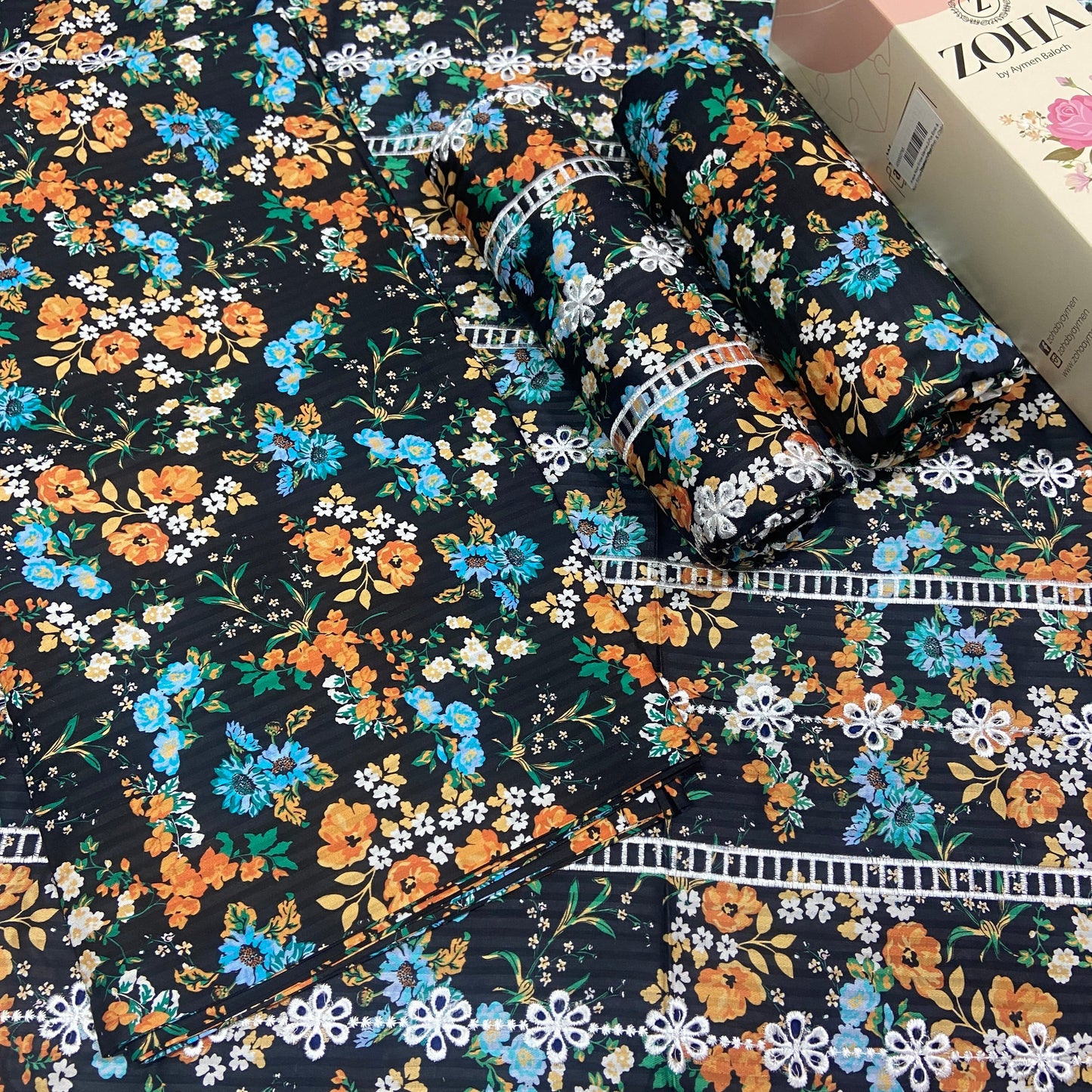 Anaya Noor Stripe Marina 2-Pcs Emb & Chikenkari