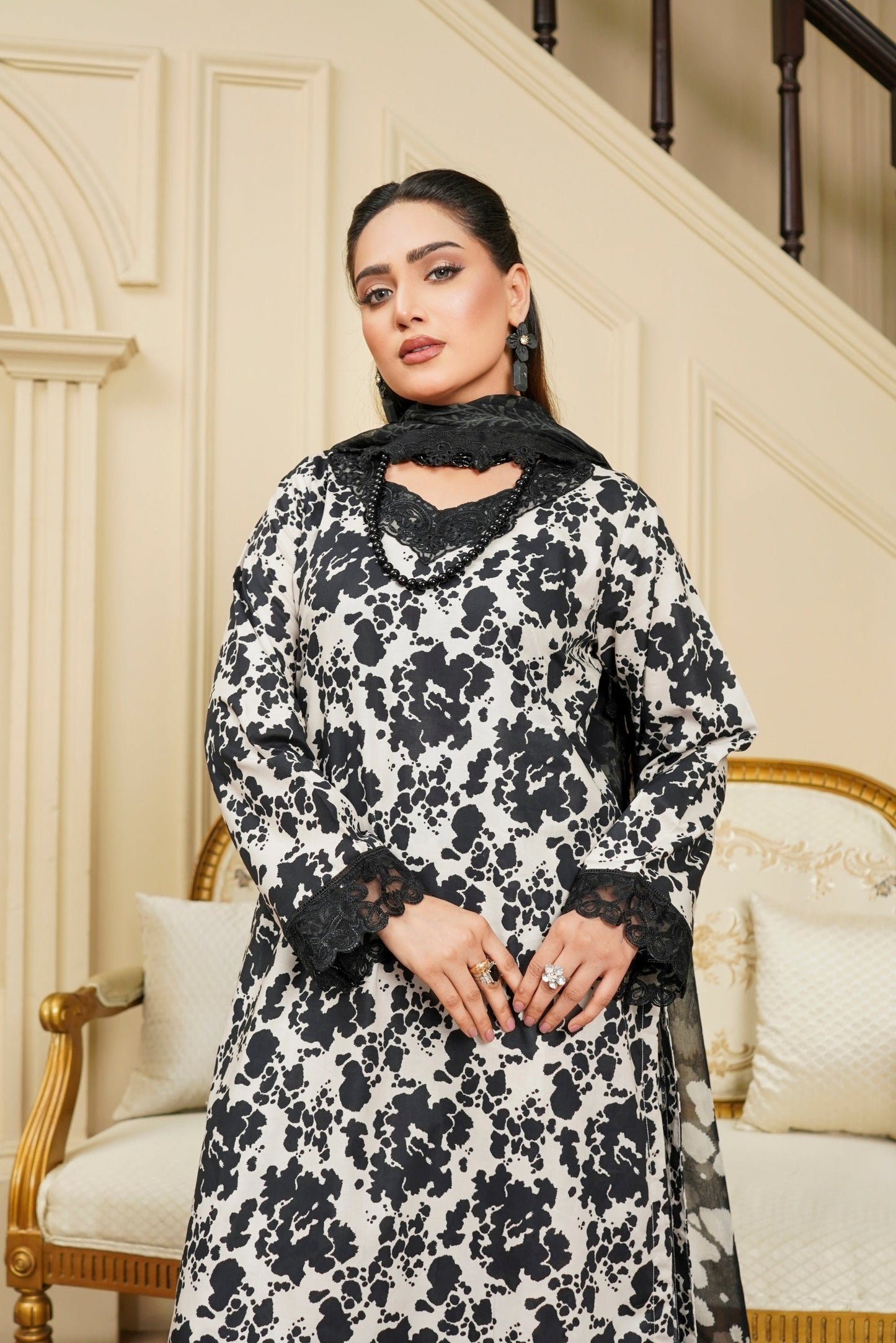 Moco C-05 | Emb & Printed