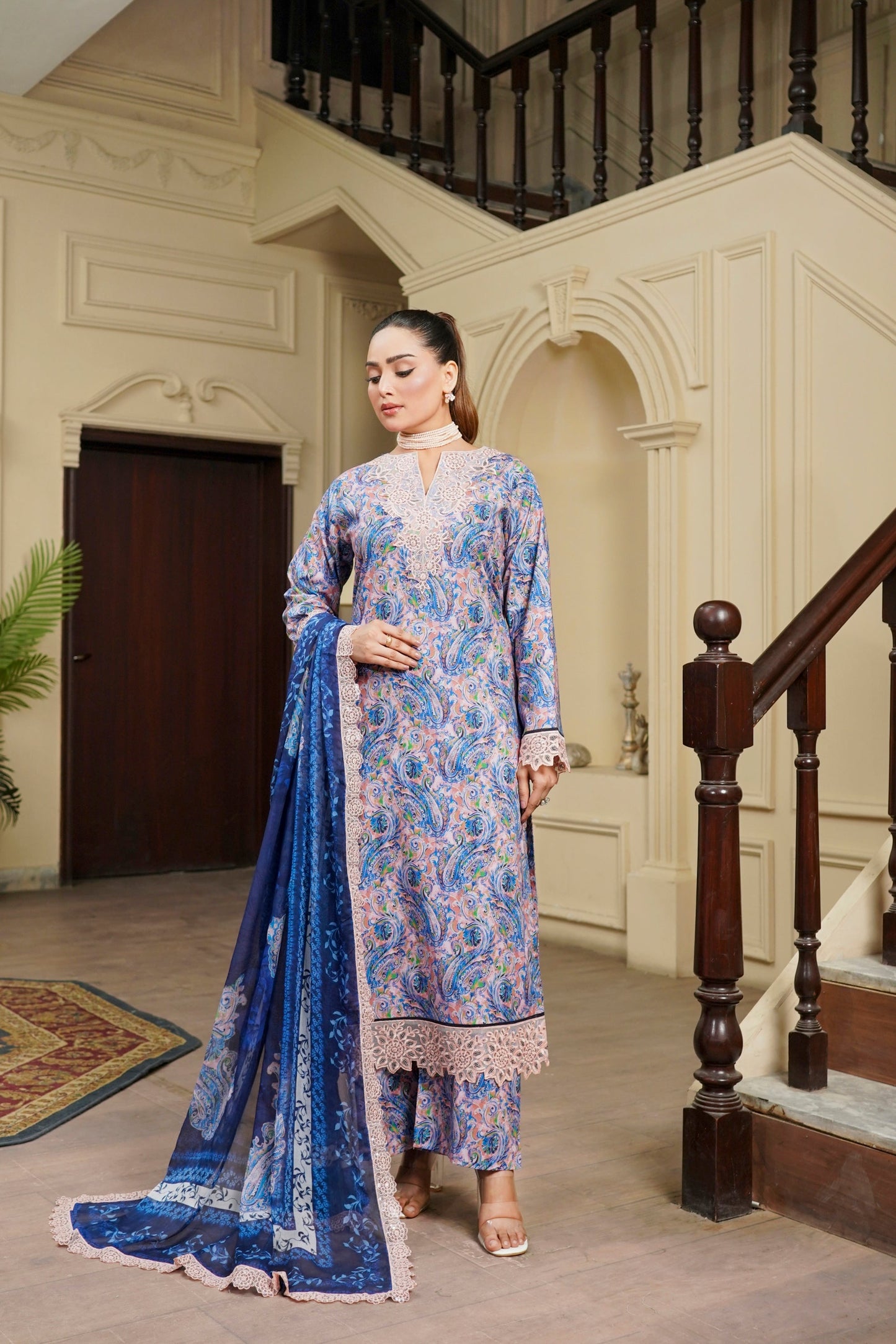 Moco E-02 | Emb & Printed