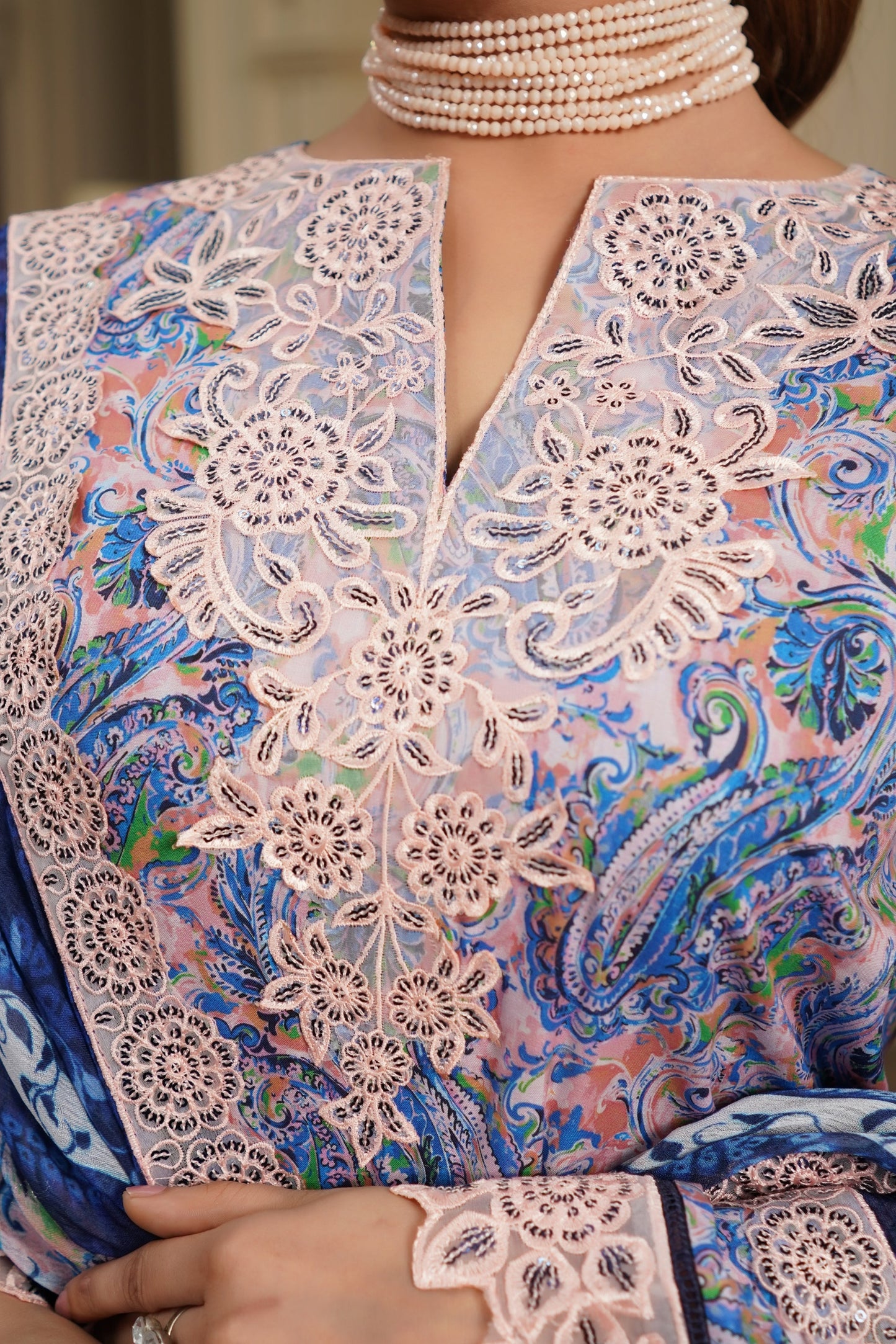 Moco E-02 | Emb & Printed