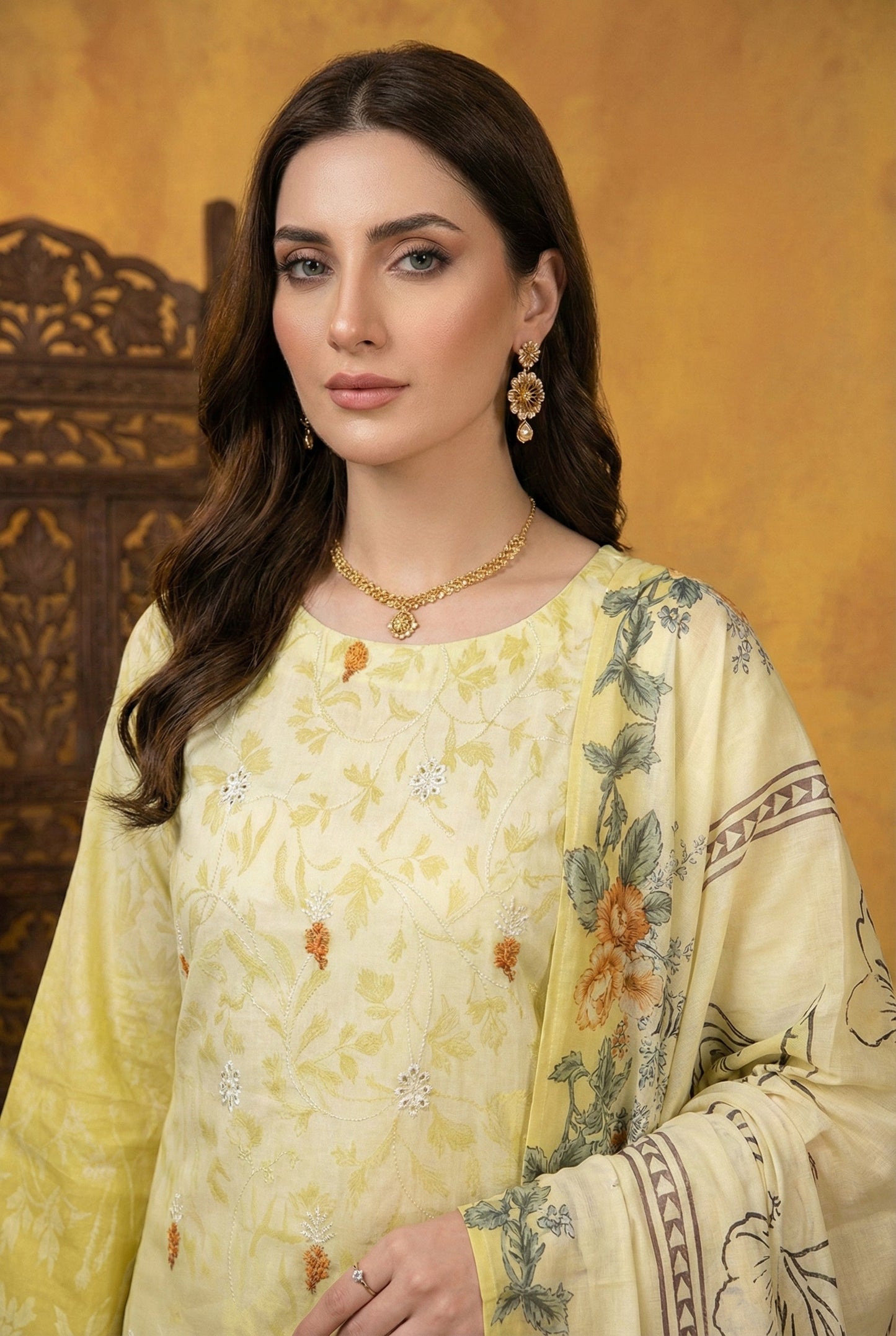 Monaliza MZ-04 | Luxury Emb Lawn 3PC