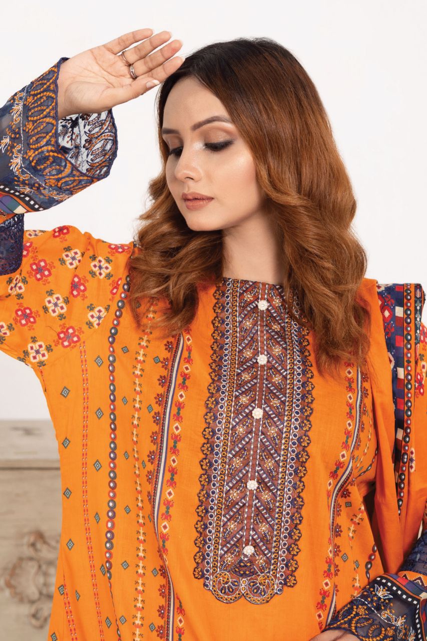 Gull-e-Noor Anaya Digital Print With Emb Patch Lawn-3PC