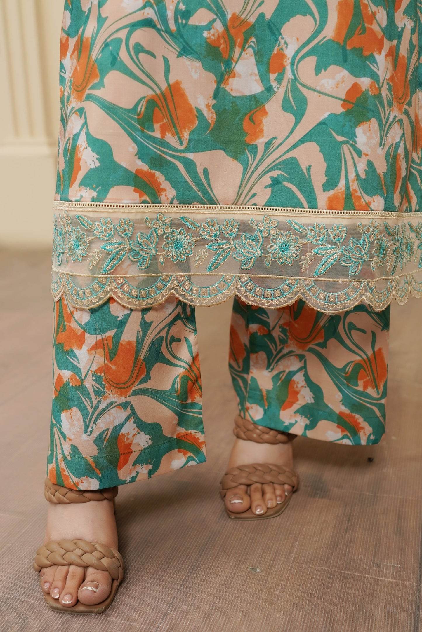Moco D-01 | Emb & Printed