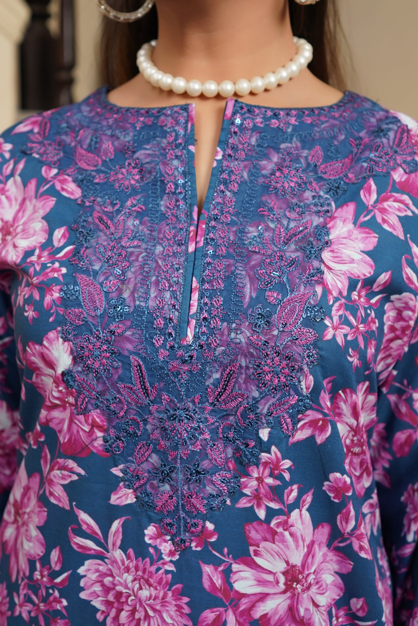 Moco E-01 | Emb & Printed