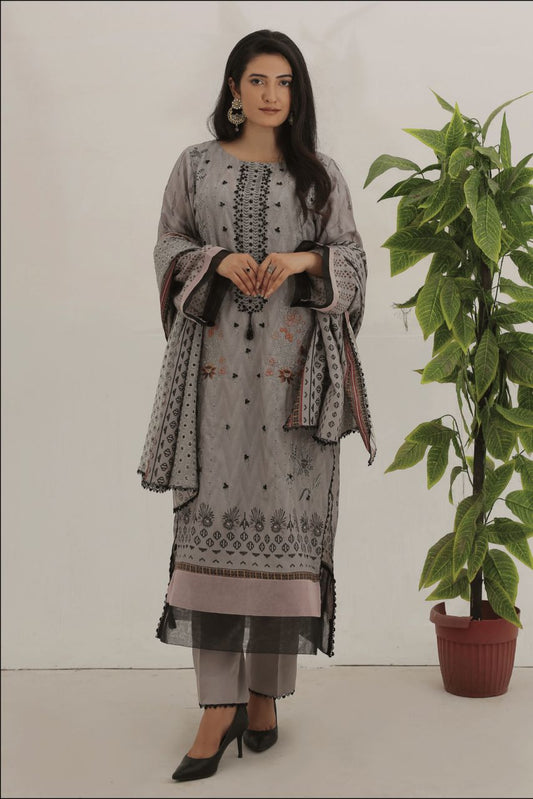 Safron By Anaya Noor Embroidered Karandi-3PC